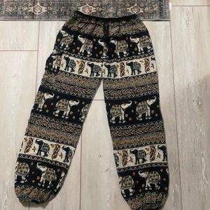 Boho pants with a tie
